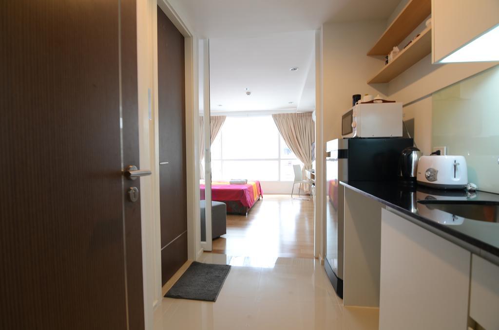 Cozy Studio Walk To Bts Free Wi-Fi Great Location Bangkok Kültér fotó