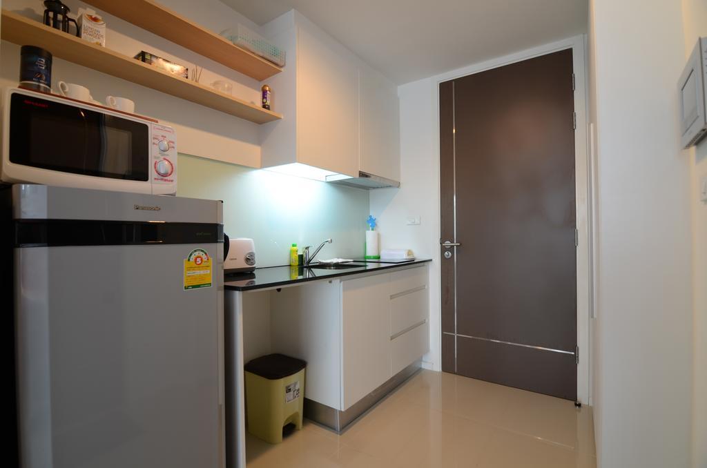 Cozy Studio Walk To Bts Free Wi-Fi Great Location Bangkok Kültér fotó